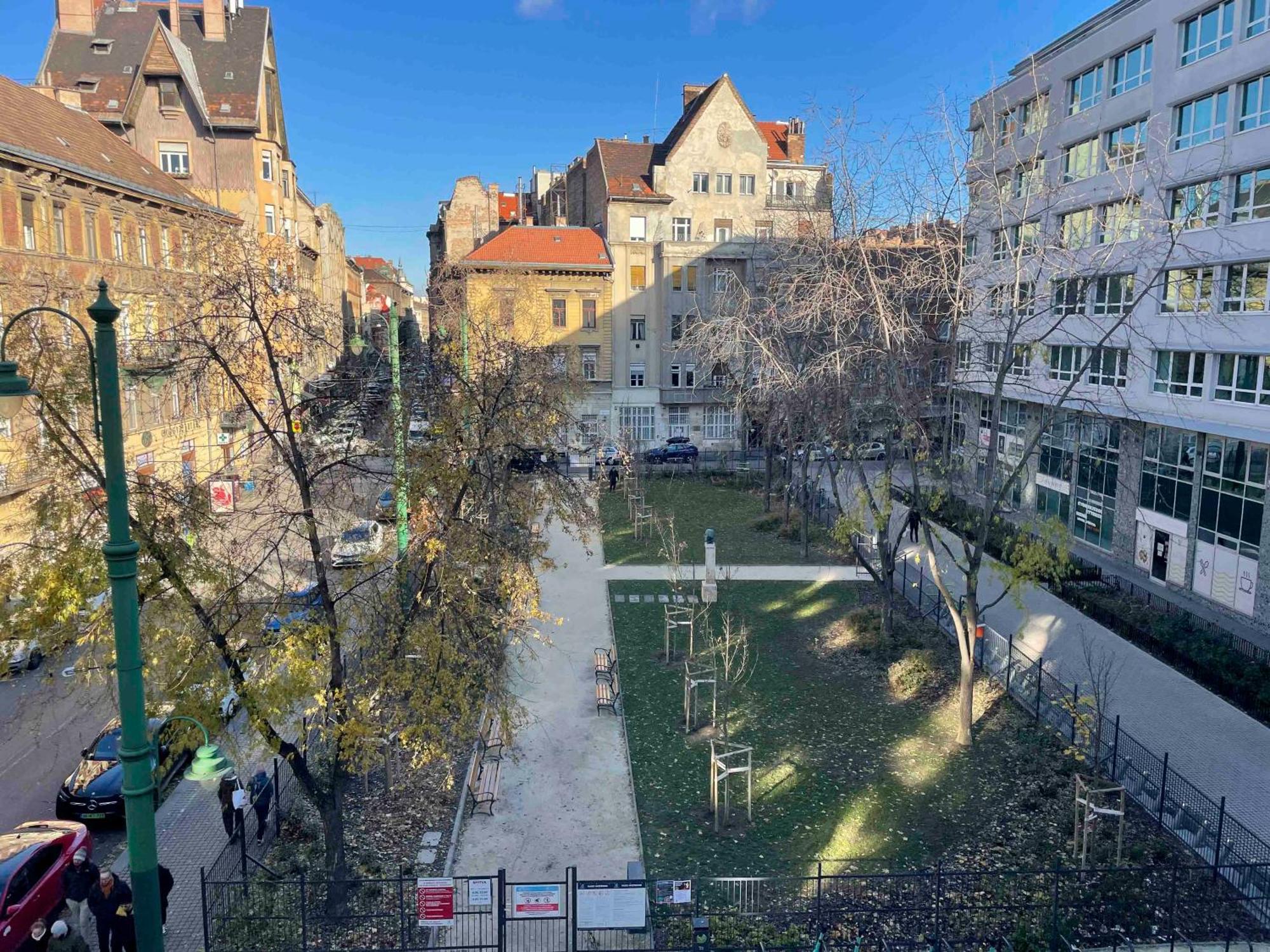 W25 Spacious 3br Free Parking Apartment Budapest