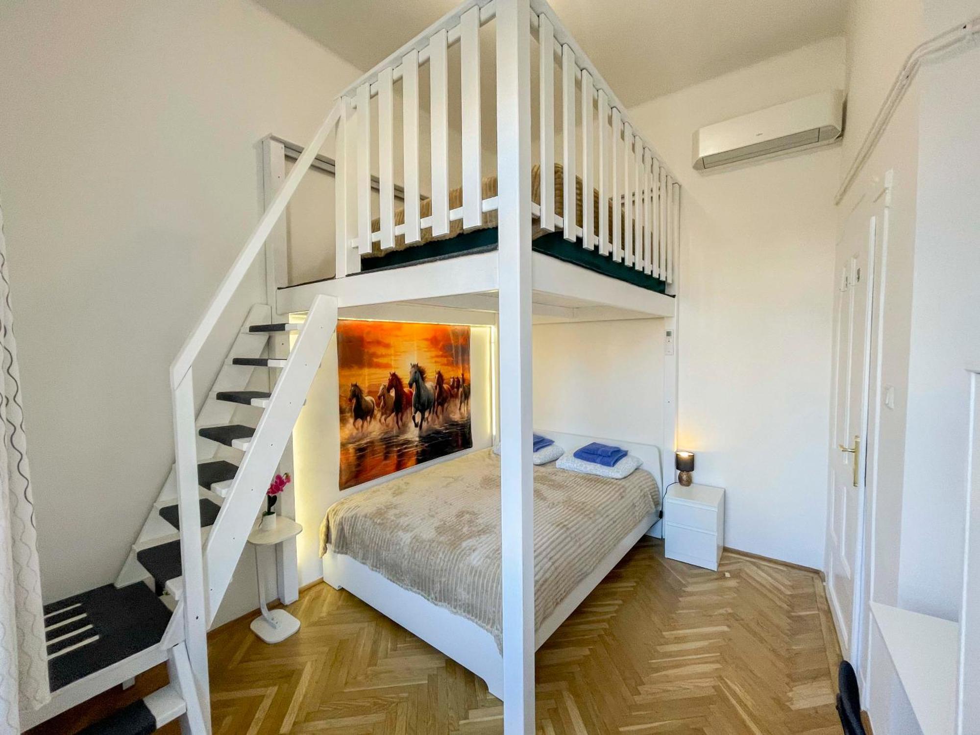 W25 Spacious 3br Free Parking * Budapest