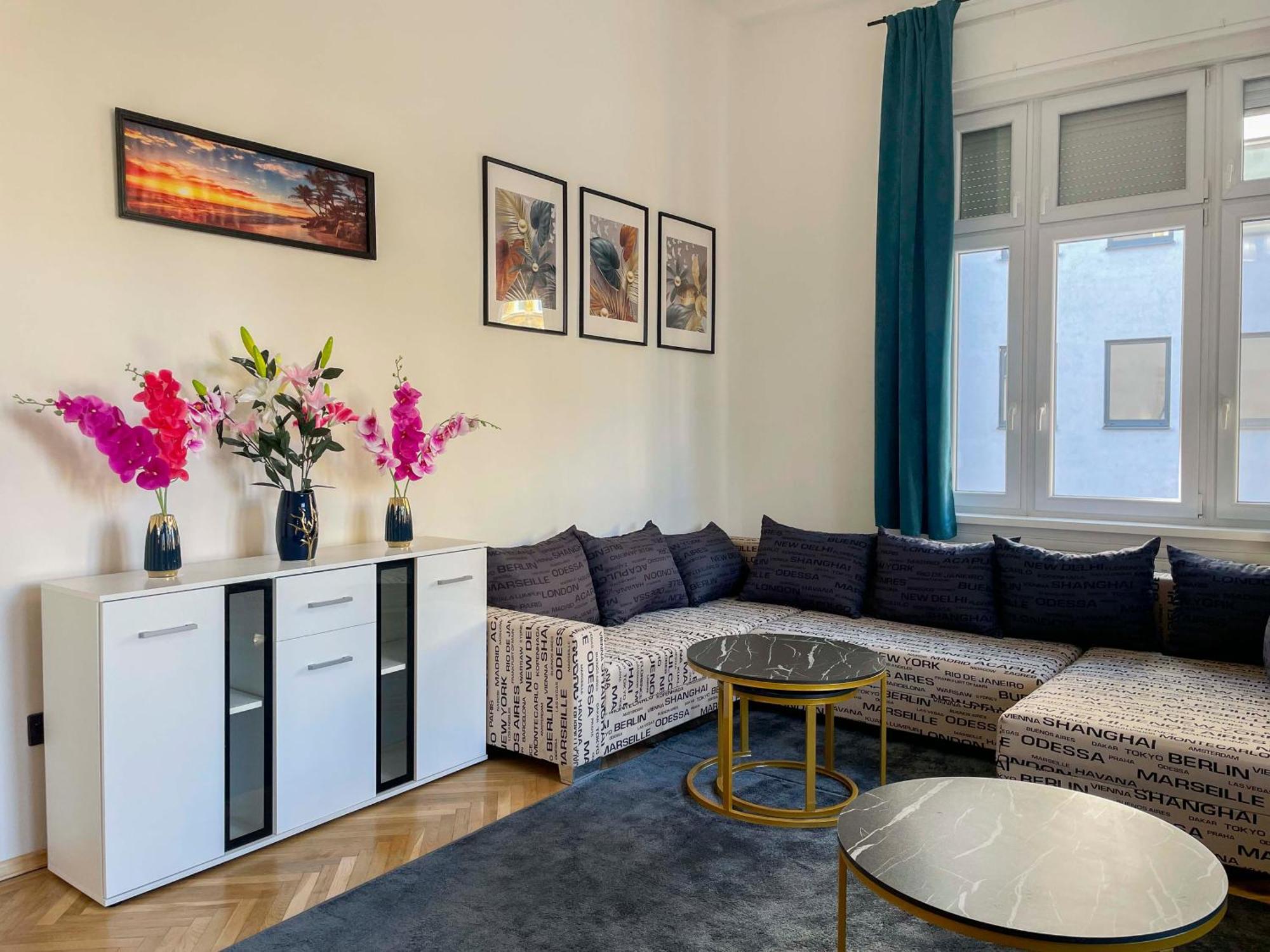W25 Spacious 3br Free Parking Budapest