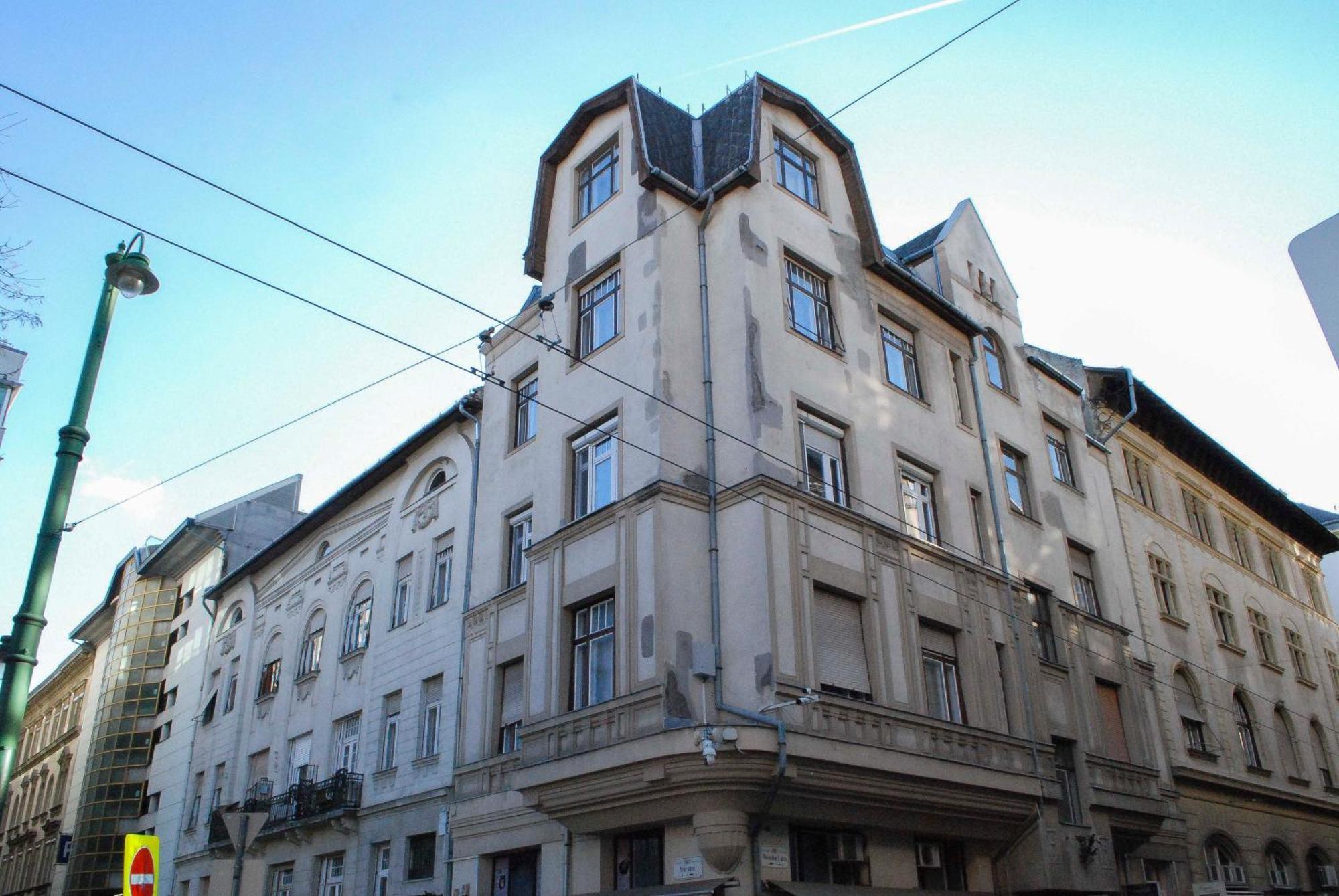 W25 Spacious 3br Free Parking Apartment *