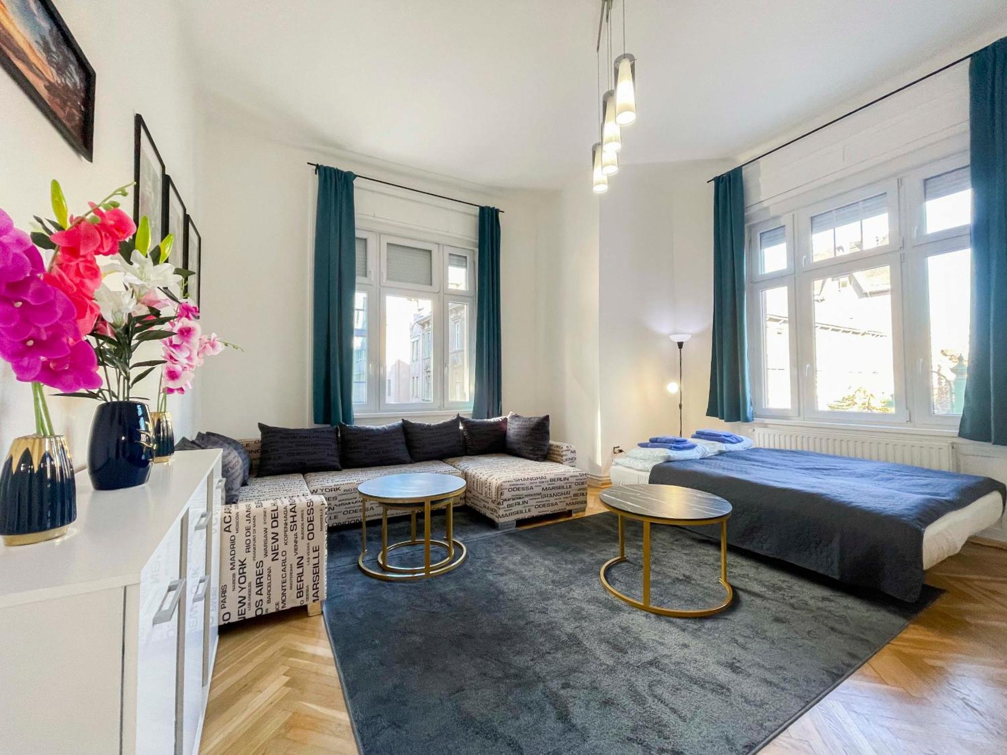 W25 Spacious 3br Free Parking Apartment